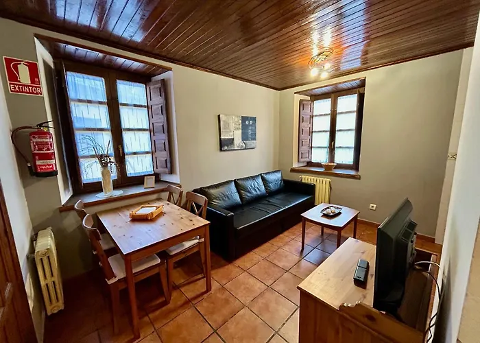 El Balcon De Muniellos Country house